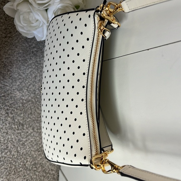 NWT 🤩Lauren Ralph Lauren Navy and White Polka Dot Leather Shoulder Bag - Picture 4 of 10